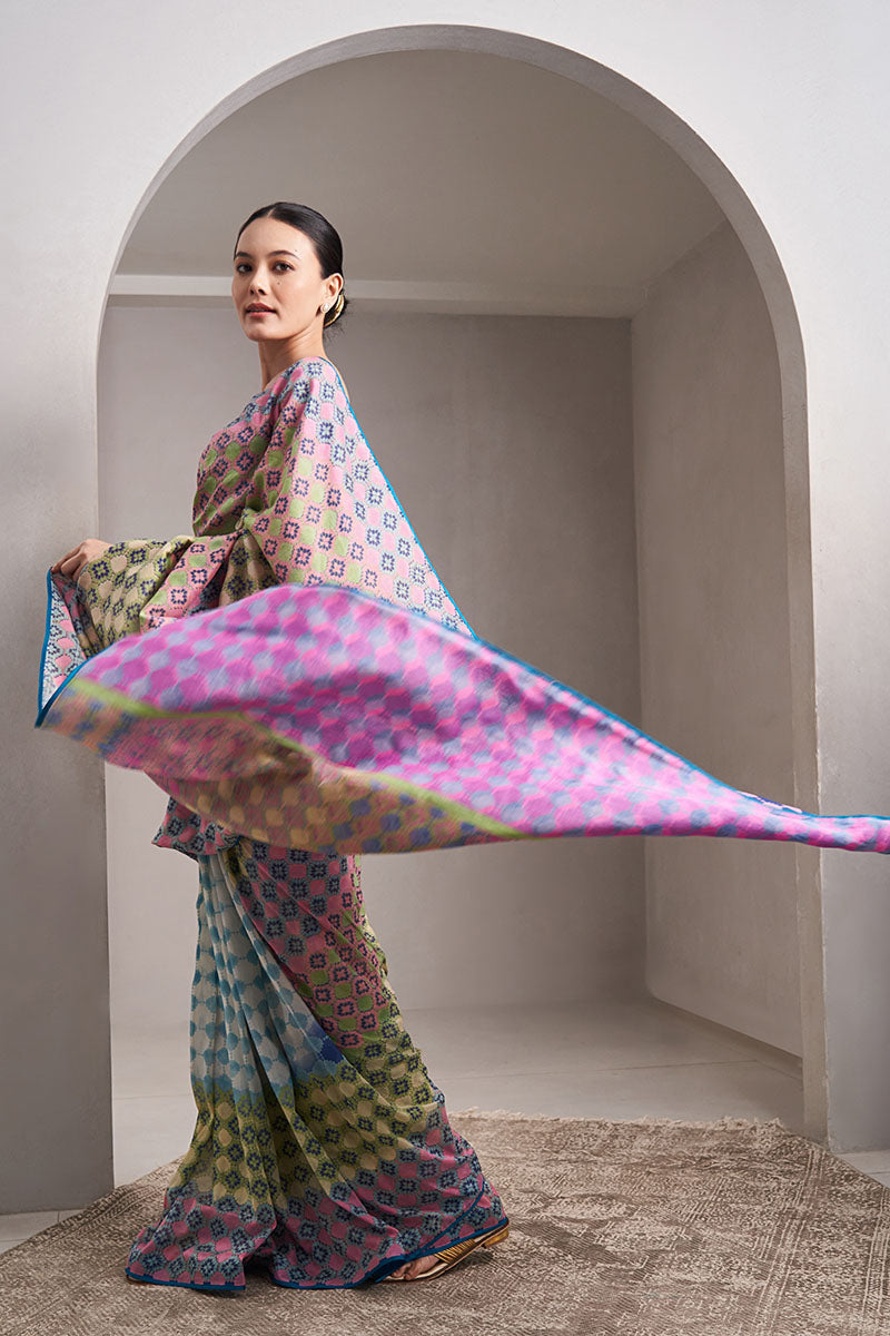 Bias Maheshwari Block Printed Flip Pallu Saree - Blue_Pink
