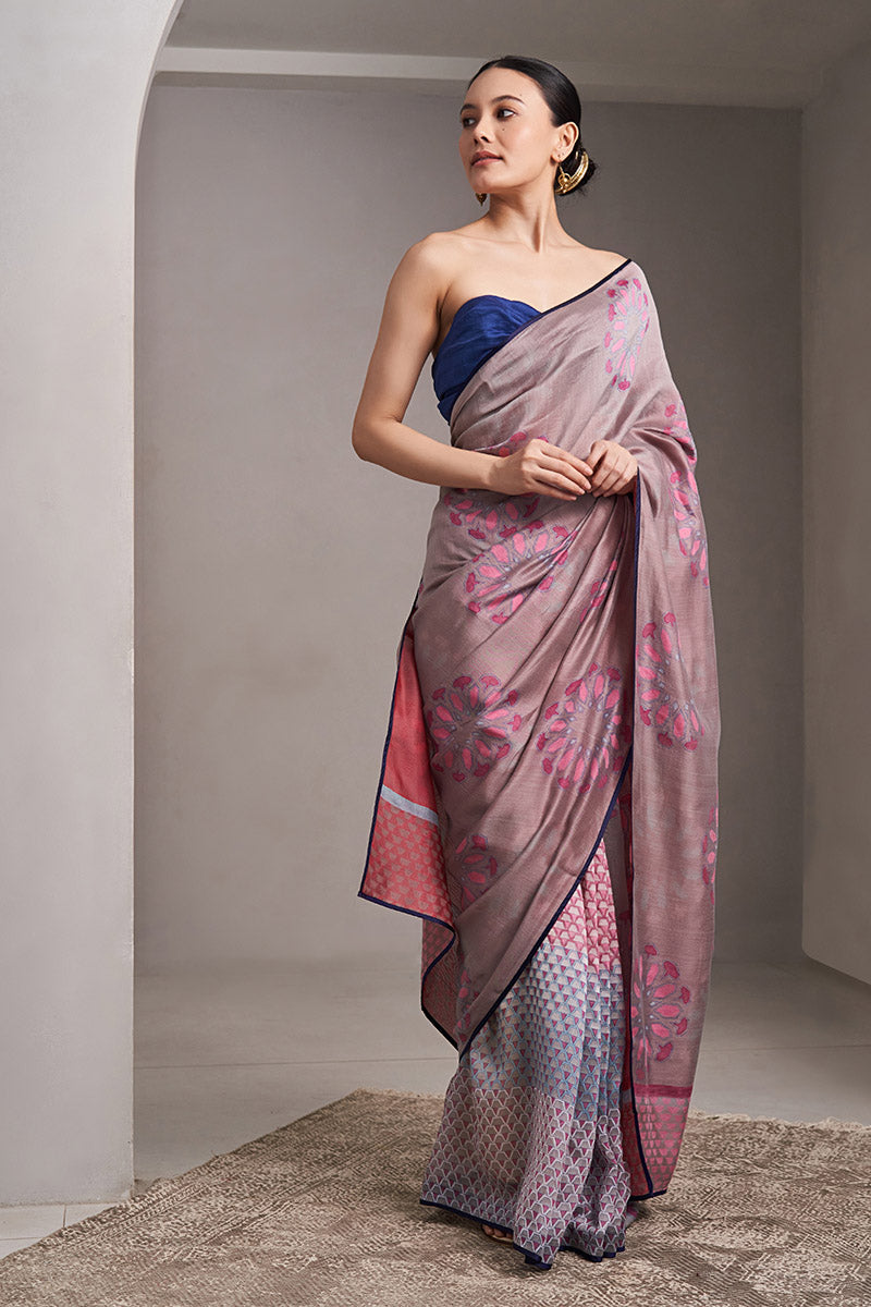 Tapti Maheshwari Block Printed Flip pallu Saree - Grey_Wine
