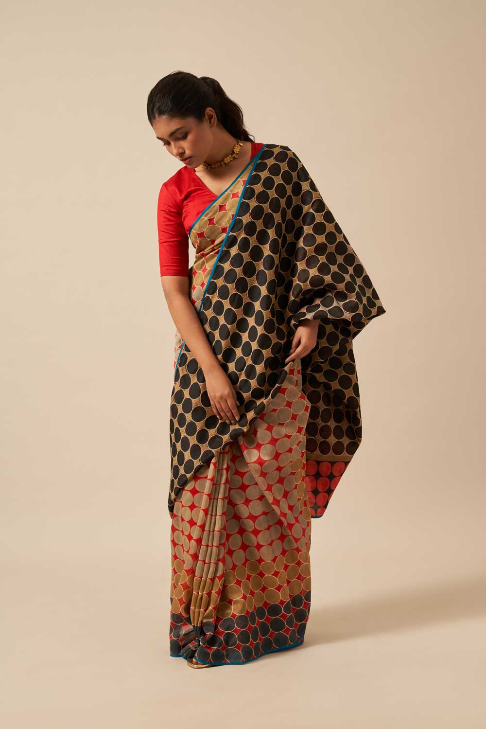 Sindhu Red_Black Maheshwari Hand Blockprinted Flip Pallu saree