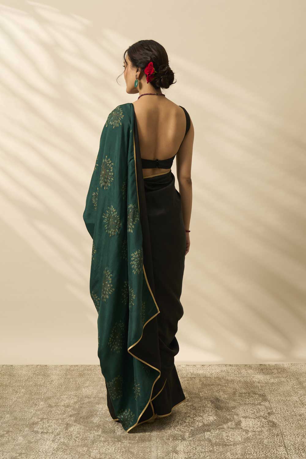 Charumati Black Green Mulberry Silk Flip Pallu Saree