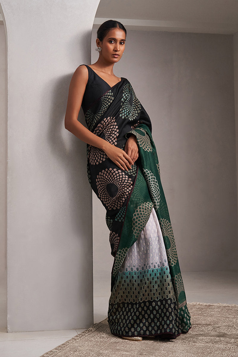Chenab Maheshwari Block Printed Flip Pallu Saree - Black_Green