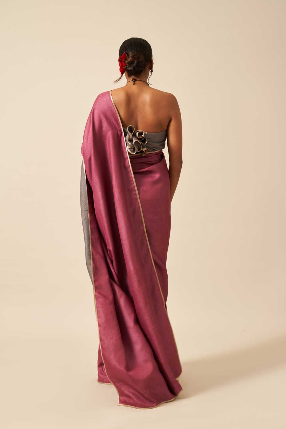 Laxmibai laquer grey Handloom Tussar Silk Flip Pallu Saree
