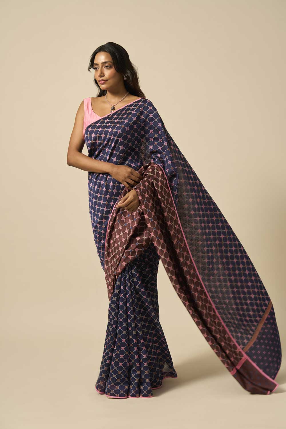 Kaveri Indigo Brown Maheshwari Hand Blockprinted Flip Pallu saree