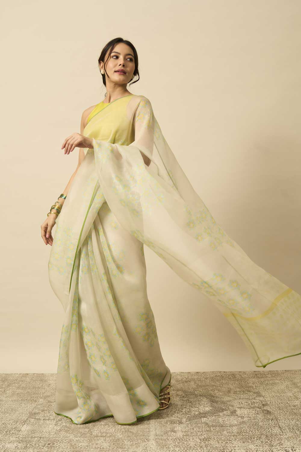 NAZUK WHITE KATAAN SILK HAND BLOCKPRINTED SAREE
