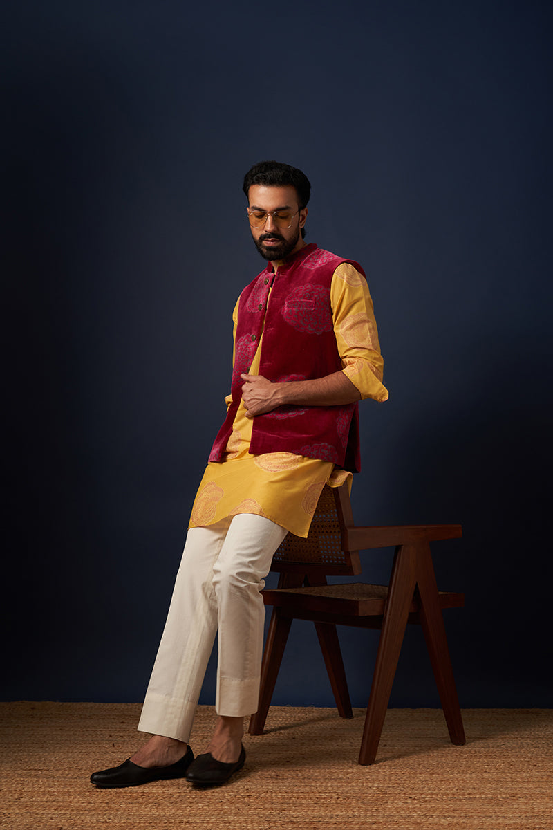 Vasishtha Wine Red Chrys Flower Wine Red Hand Blockprinted Cotton Velvet Bandi
